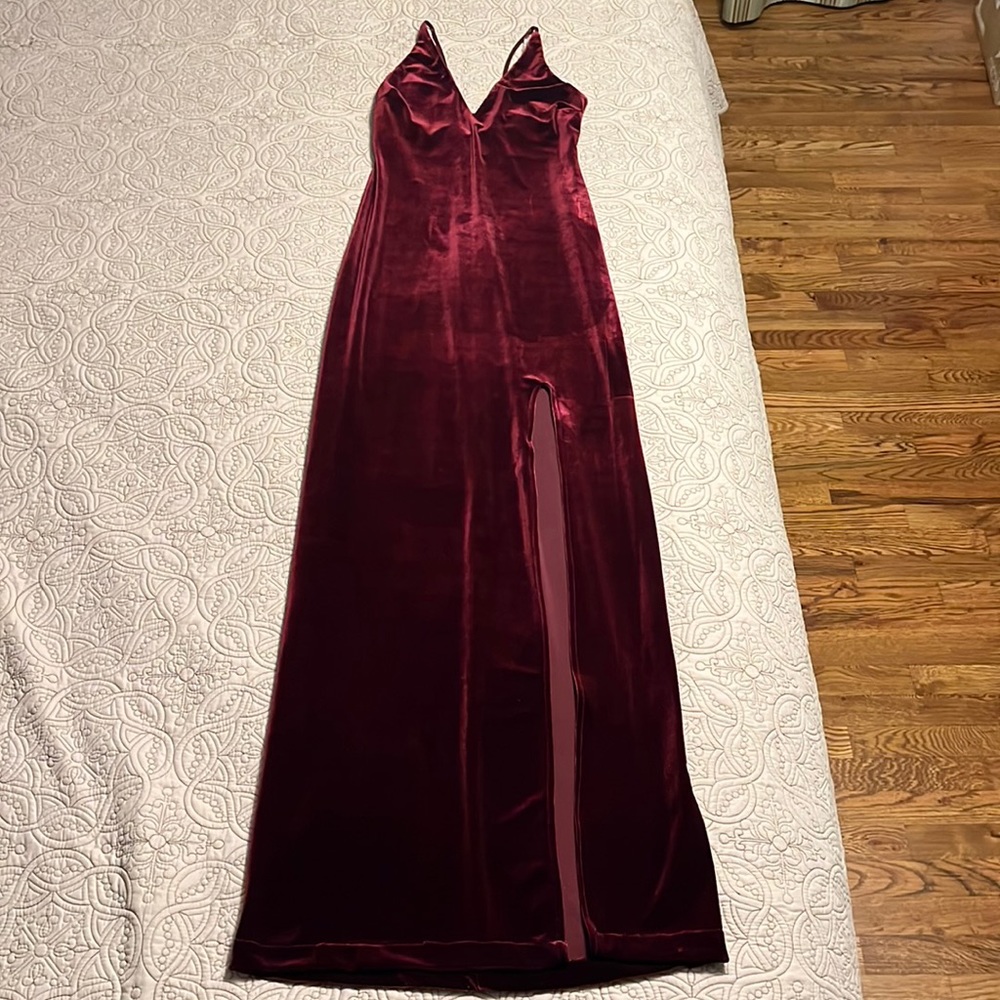 TeezeMe Burgundy Velvet XS Dress